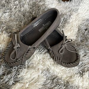 Minnetonka leather moccasins